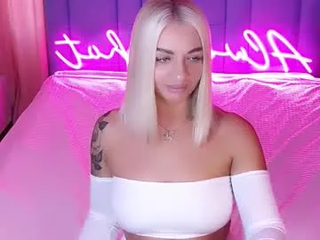 wet_dreamm22 – webcam model profile photo Image 10