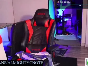 scarletttsinner – webcam model profile photo Image 3