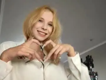 wet_dreamm22 – webcam model profile photo Image 4