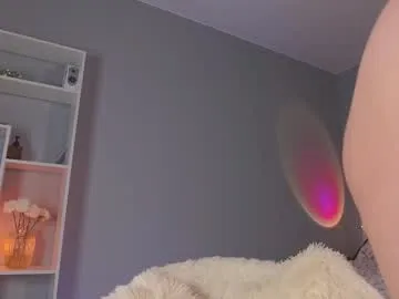 aluntick – webcam model profile photo