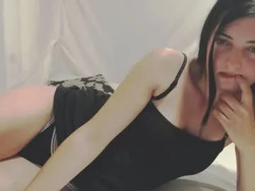 sweetyoops – webcam model profile photo Image 9