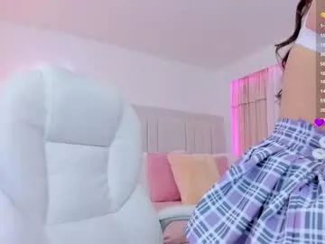 vivian_qwerty – webcam model profile photo Image 6