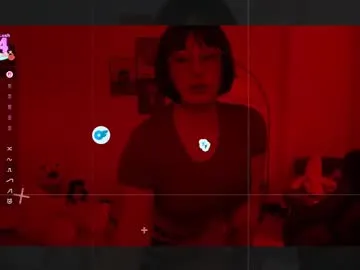 petites_perles – webcam model profile photo Image 17