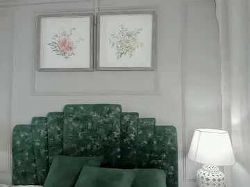 sarahsweetie_ – webcam model profile photo Image 9