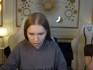 just_girlsgirls – webcam model profile photo Image 17