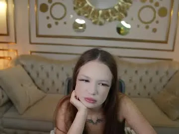 crysta_liza – webcam model profile photo Image 11