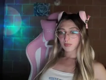 socialmediasweetty – webcam model profile photo Image 17