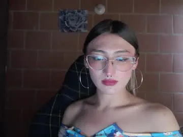 socialmediasweetty – webcam model profile photo Image 7