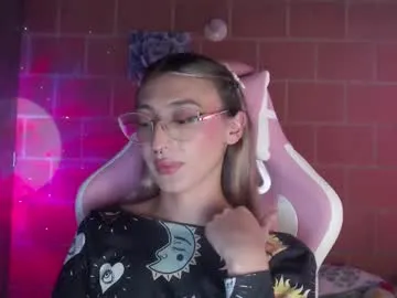 socialmediasweetty – webcam model profile photo Image 9