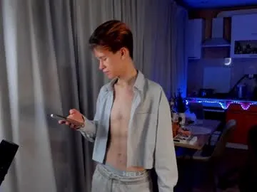 pinkypuppa – webcam model profile photo Image 2