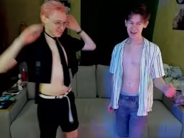 pinkypuppa – webcam model profile photo Image 5