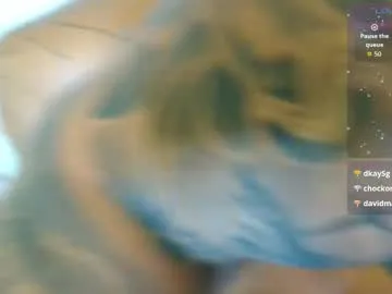 loving_ladies – webcam model profile photo Image 18