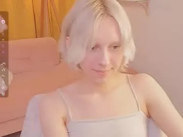 sophie_belton – webcam model profile photo Image 14