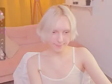 sophie_belton – webcam model profile photo Image 15