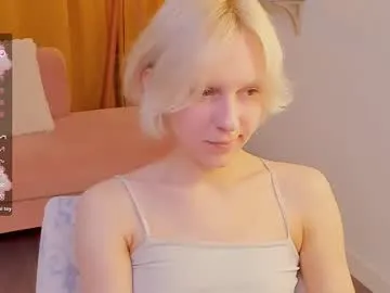 sophie_belton – webcam model profile photo Image 6