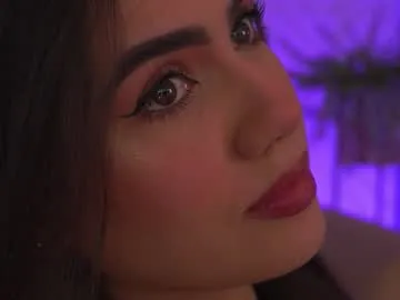 sexy_hot_friends_ – webcam model profile photo Image 18