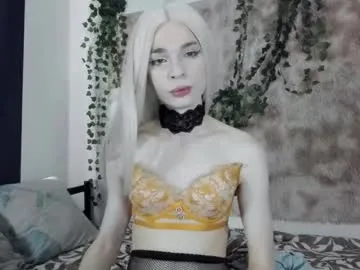 pinkypuppa – webcam model profile photo Image 16