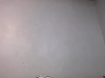 sweetyoops – webcam model profile photo Image 17