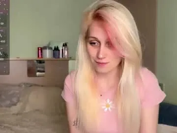 IngridSaint – webcam model profile photo Image 11