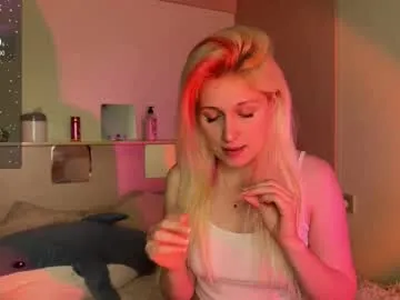 IngridSaint – webcam model profile photo Image 13