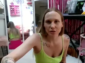 soakerpalace – webcam model profile photo Image 9