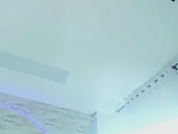 peachylina – webcam model profile photo Image 3