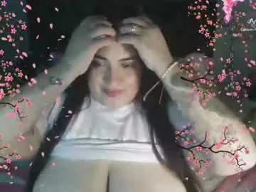 tofummuch – webcam model profile photo Image 8