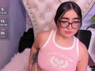 pinkypuppa – webcam model profile photo Image 10