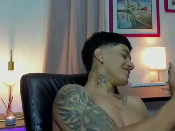 mia_v7 – webcam model profile photo Image 2