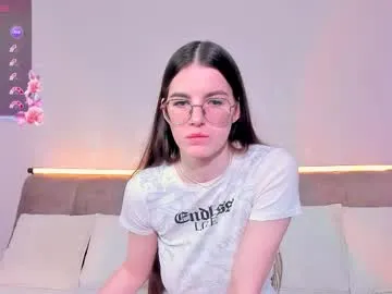 solosara8 – webcam model profile photo Image 12