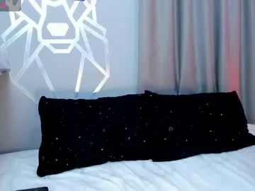 sexy_hot_friends_ – webcam model profile photo Image 2