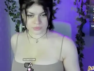 pinkypuppa – webcam model profile photo Image 13