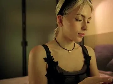 wet_dreamm22 – webcam model profile photo Image 3