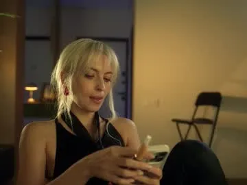 wet_dreamm22 – webcam model profile photo Image 9