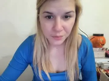 artsyandcraftsy_ – webcam model profile photo