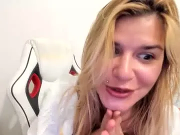 alenaxoxoo – webcam model profile photo Image 13