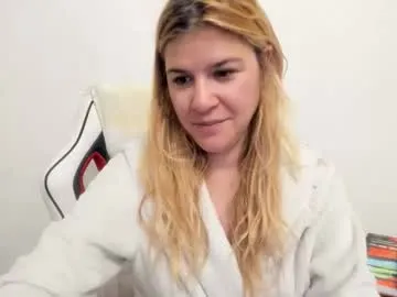 alenaxoxoo – webcam model profile photo Image 14