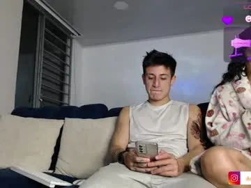 double_magic_ – webcam model profile photo Image 14