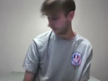 petites_perles – webcam model profile photo Image 4