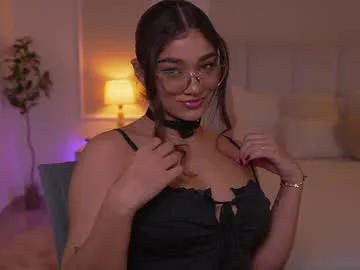 kitty__diamond_ – webcam model profile photo Image 16