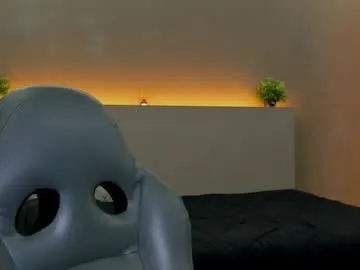 your_dolls – webcam model profile photo Image 11