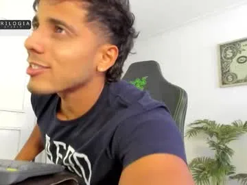 loving_ladies – webcam model profile photo Image 9