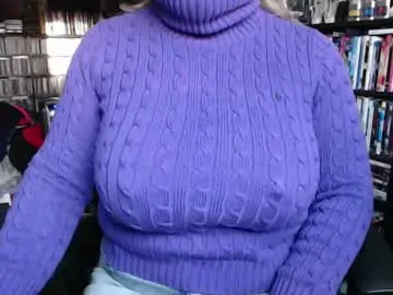 bright_diamonds_054 – webcam model profile photo Image 17