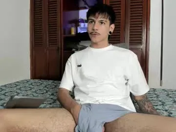 vestaszanto – webcam model profile photo Image 13