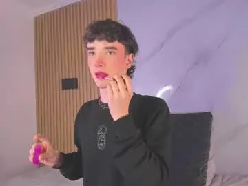 ava_delightt – webcam model profile photo Image 8