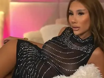 sweetyoops – webcam model profile photo Image 2