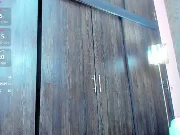 kira0541 – webcam model profile photo Image 9