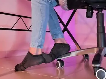 misskiarra – webcam model profile photo Image 17