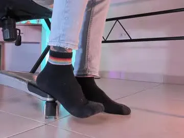 misskiarra – webcam model profile photo Image 18