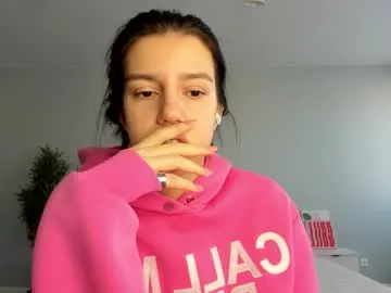 alenaxoxoo – webcam model profile photo Image 16